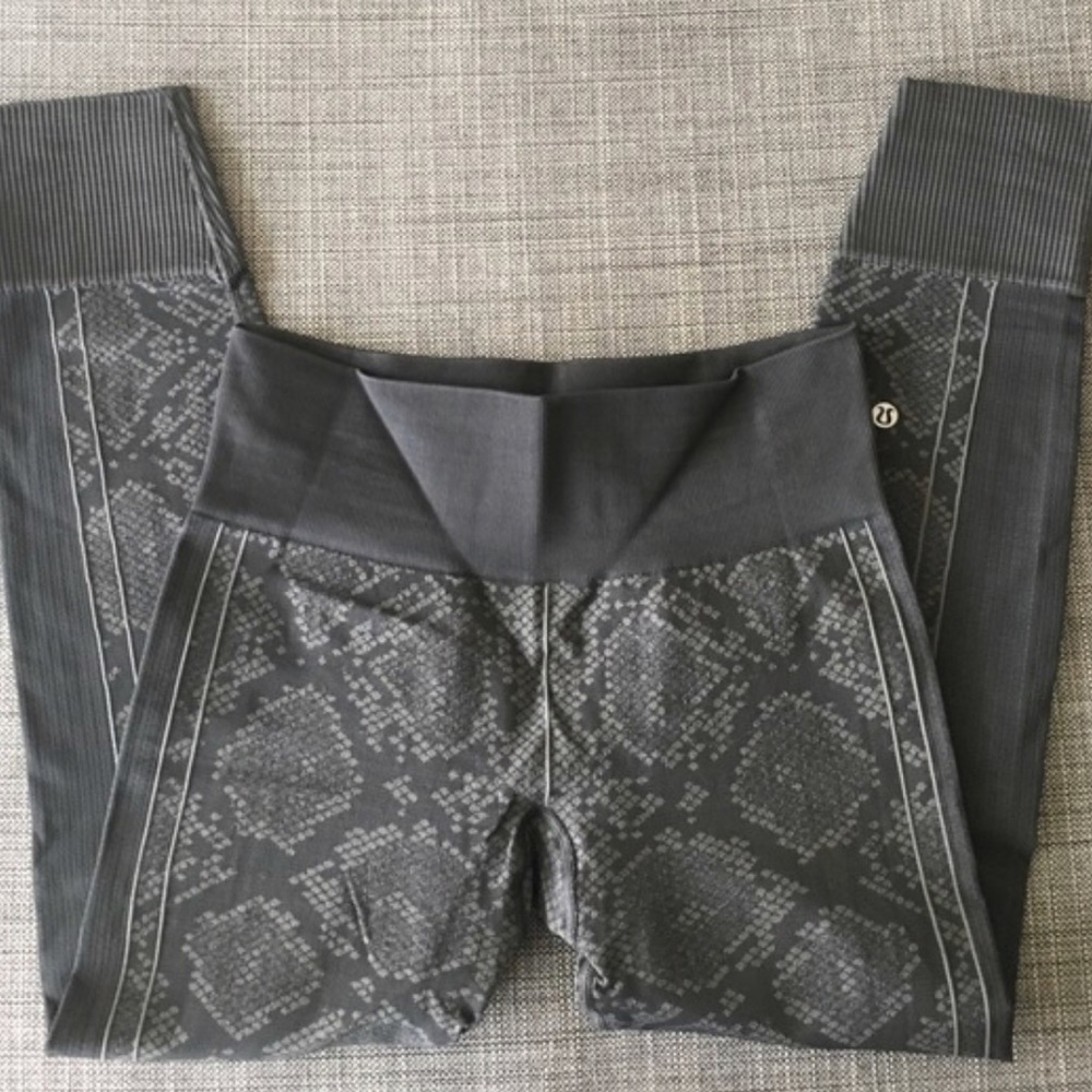 Ebb to Street Lululemon pants